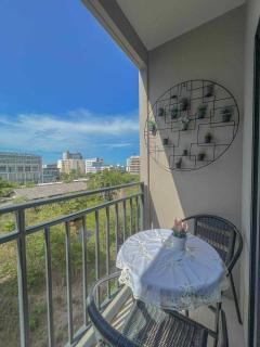 Exclusive Apartment with Pool - Self Check In - 2