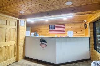 Tennessee Mountain Lodge Riverside by OYO - Pigeon Forge - 3