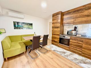 City Charm Apartments 2 - Warna - 0