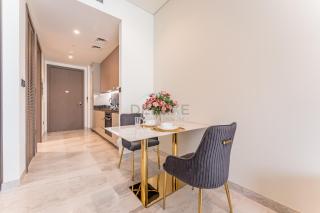 Furnished Studio with Burj Khalifa View, Near Dubai Water Canal, with Easy Access to Downtown, Peninsula Five - 3, Business Bay by Deluxe Holiday Homes - 3
