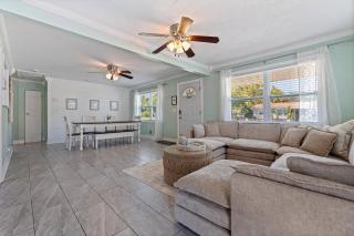 Stylish St Pete Vacation Home with Private Pool! - 6