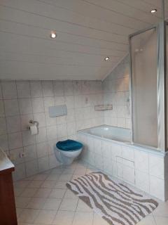 Häuschen Kunterbunt - 2