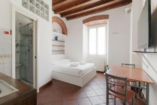 GuestHost - Comfy Studio Apartment Navigli Milano - 8