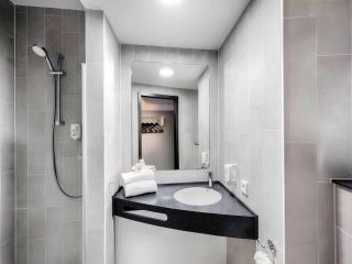 B&B HOTEL Stralsund - 8