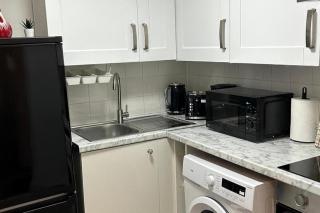 2 Bedroom Apartment - City View Wifi - 4