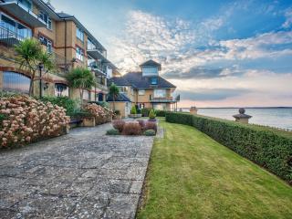 Solent View Apartment - 7