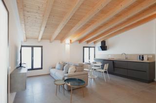 GoHost - The Corridor near the Station - 5