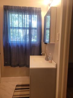 Central located large home on quiet wooded street - 8