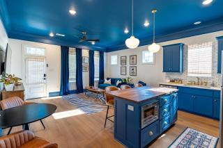 The Deco Den - 0