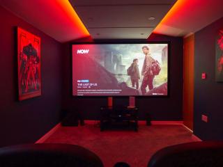 Hogbert's Hideaway - 8