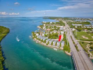 Sunset Tides - Waterfront Pool Home, 30' Dock - 6