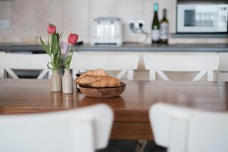 Beach Hut Apartment Llangrannog - 3