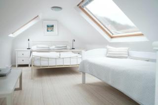 Beach Hut Apartment Llangrannog - 2