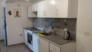 Departamento Familiar con Balcón y Estacionamiento Gratuito - 8