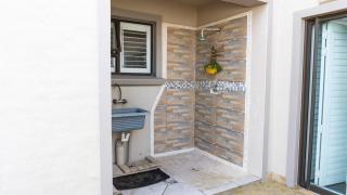 The Sandcastle - Apartment in Villa - 3