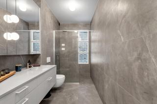 Sleek Condo in Downtown Reykjavik - 2