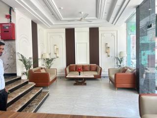 Hotel Downtown - East Of Kailsh - 1