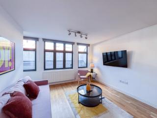 Stylish Camden Apartment C4 - 2