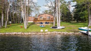 Lake Front ~ Firepit ~ Kayaks ~ SUPs ~ Yard Games - 9