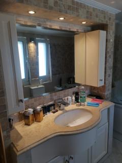 Luxurious maisonette 4 metro stops to Acropolis - 1