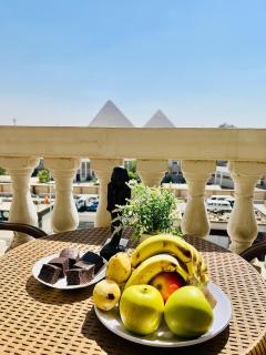 Roone pyramids view inn - 6