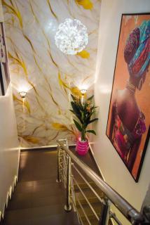 Luxurious 3-Bedroom Duplex with Private Compound - 4