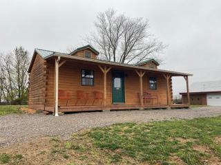 Gopher Wood Getaway Cabin at Siloam Valley NEAR Ark Encounter - 0