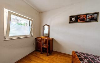 Pet Friendly Apartment In Viganj With Lake View - 3