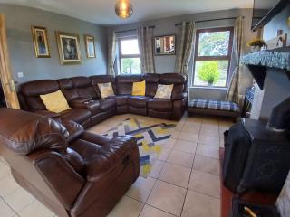 Oaktree Manor - 1