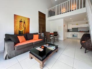 Mango Orange Duplex - Orient Bay - 3