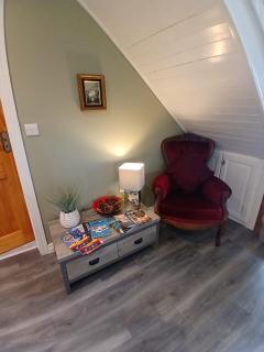 Oaktree Manor - 5