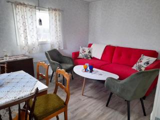 Cozy country cottage in scenic location near Monsteras - 1