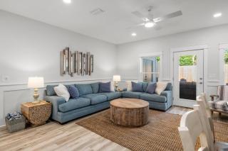 Elevation 30B - Prvt Pool Luxe Home, Fire Pit, Pets OK, 5 Min Wk 2 Beach - 4