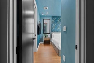 Asian Vibe Home in Design District with Pool BBQ Spacious Backyard - 3
