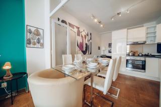 Downtown 2BD riverside apartment near dancing house - 2