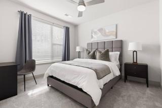 Allure Living 5 Min From Downtown - 8