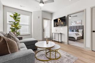 Allure Living 5 Min From Downtown - 3