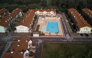 Relaxing escape flat-Beahost - 0