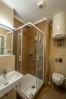 Wenceslas Sq 3BDR Apartment - 5