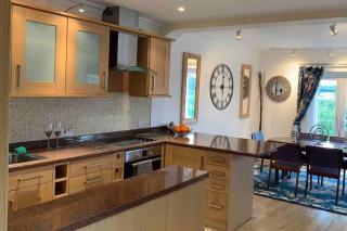2-Bedroom Cottage with 2 Ensuites - Sleeps 6 Wifi - 3