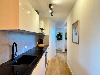 Garden Gallery - Boutique Apartment - 8