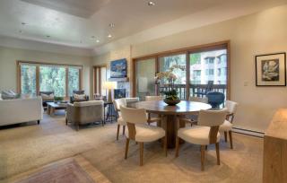 Village Center 611 - 9