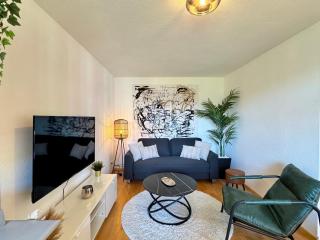 Garden Gallery - Boutique Apartment - 8