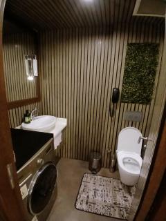 16th Floor Apartment in Luxury Residence with Islands View - 9