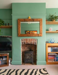 Lynfield - Spacious Family Home with Parking on the Outskirts of Bath - 0