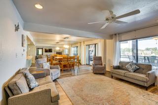 Boat Slip and Pool Access at Lake Ozark Condo! - 5