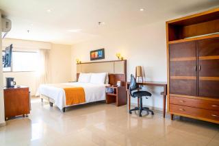 Howard Johnson by Wyndham Barranquilla Versalles - 9