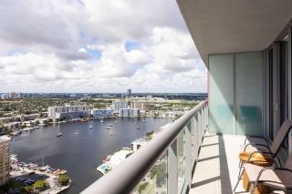 2BR 2BA at Beachwalk on 29 floor Full Equiped - 4