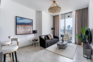 GuestReady - Dubai Skyline & Canal View | 1 BHK - 3