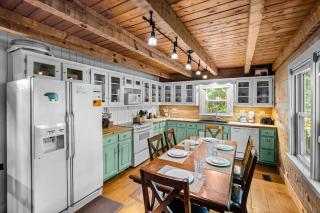 POP of Fall N Smokies W Family Spot - Hot Tub Views - 5